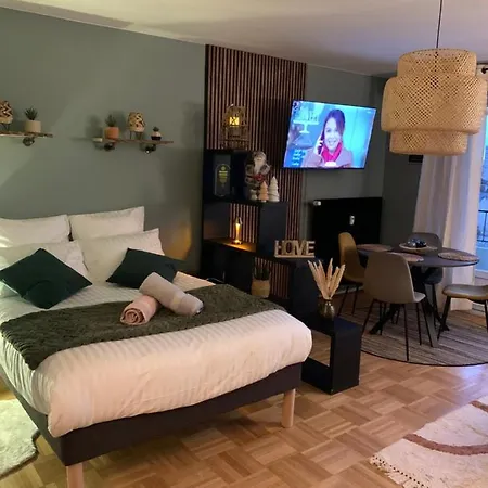 Bien Placée Et Vue Dégagée A Appartamento Strasburgo
